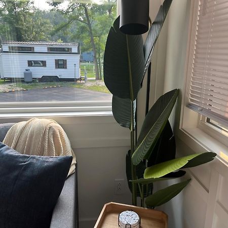 The Tiny Getaway Home Elizabethtown Exterior foto